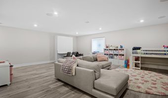 3303 Beechwood Ct, Belmar, NJ 07719