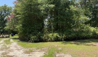 402 Dogwood Ave, Bennettsville, SC 29512