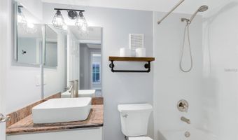 550 VIA DEL ORO Dr 102, Altamonte Springs, FL 32714