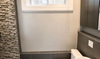 352 State St Apt 6A, Albany, NY 12210