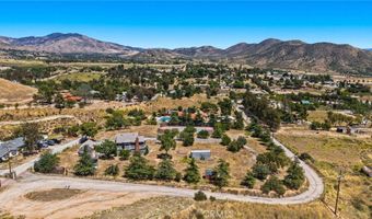 10821 Los Jordans, Agua Dulce, CA 91390