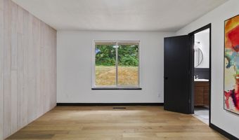 8395 SW BERRYHILL Ln, Beaverton, OR 97008