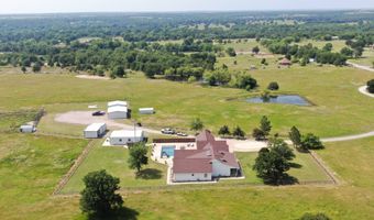 568 Woodford Rd, Ardmore, OK 73401
