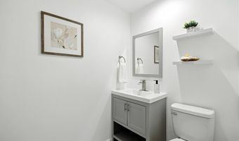 357 Centre Ct, Alameda, CA 94502