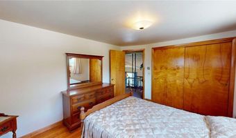 14 Temple Pl, Central Falls, RI 02863