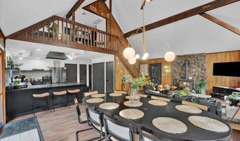 167 Valley View Dr, Albrightsville, PA 18210