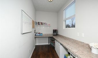 81 Garnett Cir, Copley, OH 44321