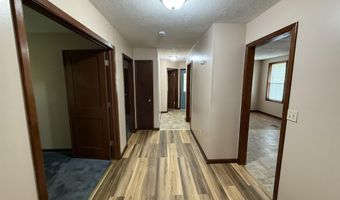 80 Green Ln, Batesville, AR 72501