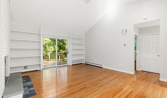 31 Stanchion Ave, Jamestown, RI 02835