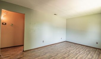 612 HONEYLOCUST St, Bloomfield, NM 87413