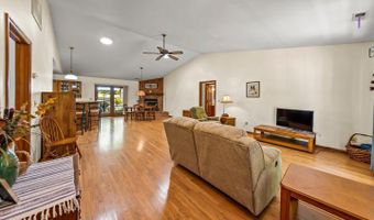 519 Country Club Dr W, Arapahoe, NC 28510