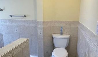 14 MEADOW St, Bayonne, NJ 07002