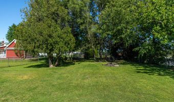 45 Howard St, Austin, IN 47102