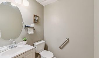 2205 DHOW Ct, Bowie, MD 20721