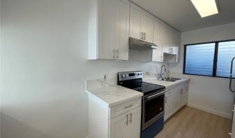 98-660 Moanalua Loop 190, Aiea, HI 96701