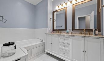 43371 LOCUST DALE Ter 107, Ashburn, VA 20147