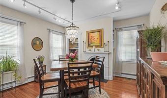 275 Hope St, Bristol, RI 02809