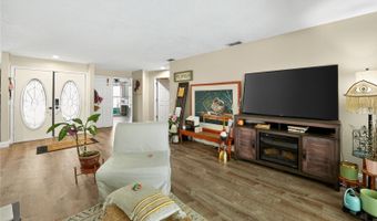 909 HEATHERBROOK Dr, Auburndale, FL 33823