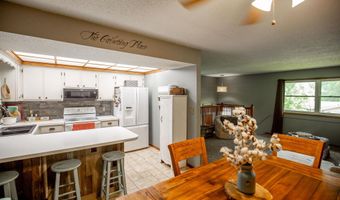 615 W State St, Algona, IA 50511