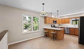 8240 Woodglen Dr, Anderson Twp., OH 45255