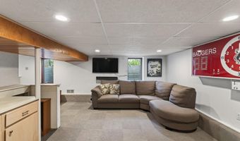 1094 Lowell Dr, Apple Valley, MN 55124