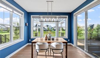 16321 Dryden Rd, Lakeville, MN 55044