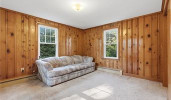 380 Angell Rd, North Providence, RI 02904