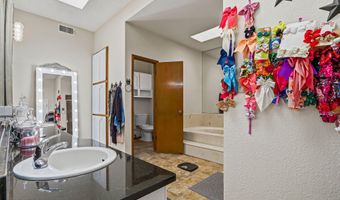 4 Cielo Escondido, Anthony, NM 88021