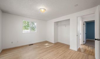 705 8th St, Benton City, WA 99320