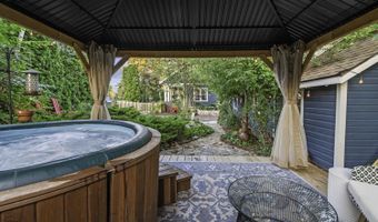 2509 W Liberty St, Ann Arbor, MI 48103