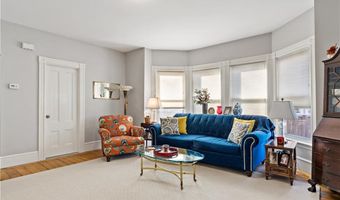 88 Burton St, Bristol, RI 02809