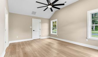 205 E MERCHANT St, Audubon, NJ 08106