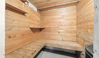 1719 Sunset St, Albert Lea, MN 56007