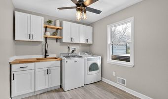 100 KNICKERBOCKER Dr, Belle Mead, NJ 08502