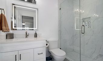 29302 Laro Dr, Agoura Hills, CA 91301