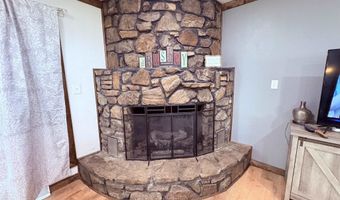 621 Hwy 62 W, Ash Flat, AR 72513