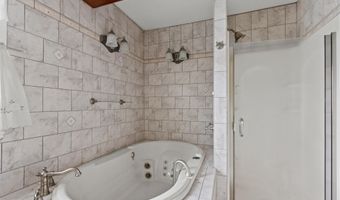 175 Summer St, Auburn, ME 04210