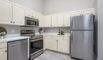 711 SWAN Ln, Altamonte Springs, FL 32701