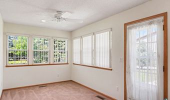 2051 Arbor Rdg, Brookings, SD 57006