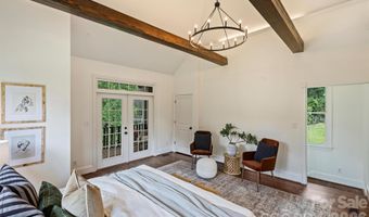 1611 Tippah Park Ct, Charlotte, NC 28205