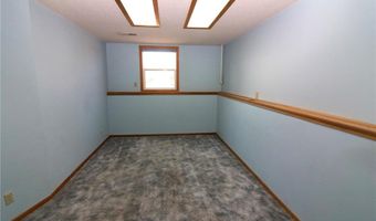 141 Strese Ln, Apple Valley, MN 55124