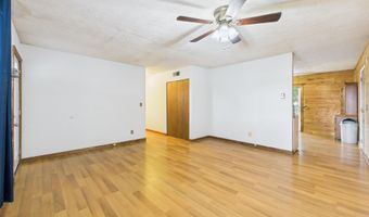 575 N Market St, Andrews, IN 46702