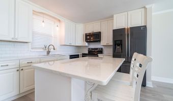 2305 W Fort Macon Rd 207, Atlantic Beach, NC 28512