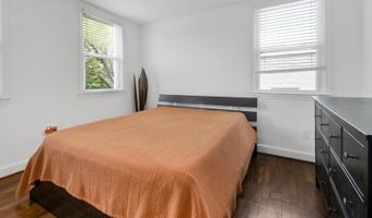 561 45TH St NE, Washington, DC 20019