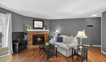1356 Holgate Dr G3, Ballwin, MO 63021
