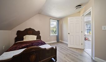 69 Heather Cir, Auburn, NH 03032