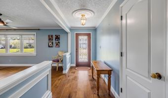 317 Oak Hill Dr, Altamonte Springs, FL 32701