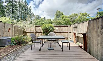 12712 SW BARBERRY Dr, Beaverton, OR 97008