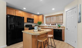 15440 SW MICA Ln, Beaverton, OR 97007