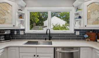 117 SUNSET Dr, Annapolis, MD 21403